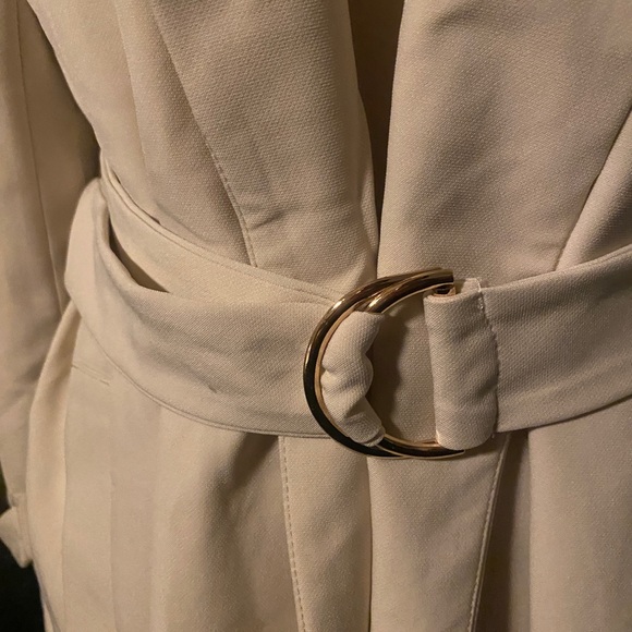 New LA coalition Approved vegan coat with belt in cream XL - Picture 2 of 9